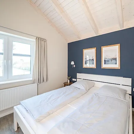 Freistehendes Friesenkante 86 Mit Grossem Garten * Dagebüll